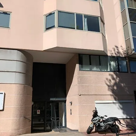 Tranquillo, Parcheggio, 150 Metri Dal Mare, Piscina * 칸느